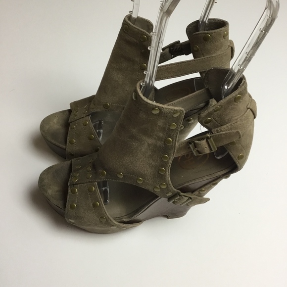 Ash Shoes - Ash Wedge Sandals EUC Sz 7 💃🏻